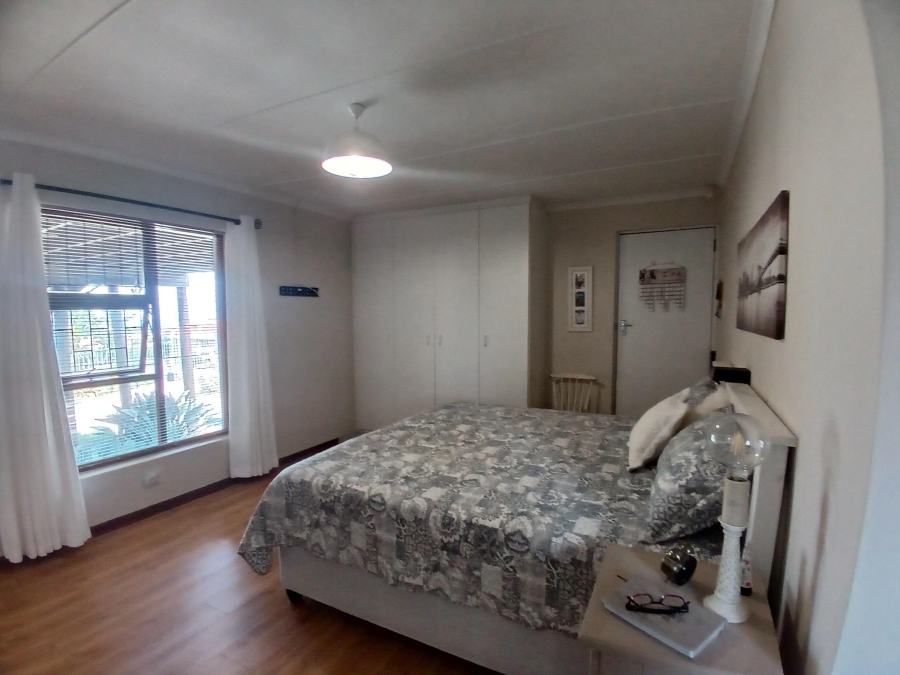 3 Bedroom Property for Sale in Dana Bay Western Cape
